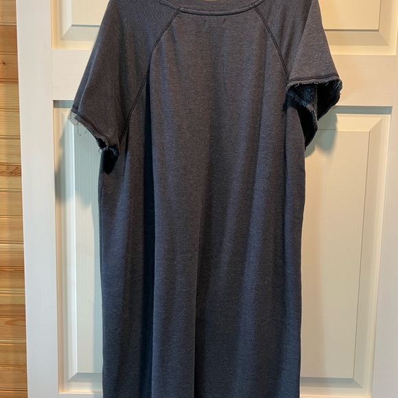 True craft short sleeve sweatshirt dress. - Picture 2 of 3